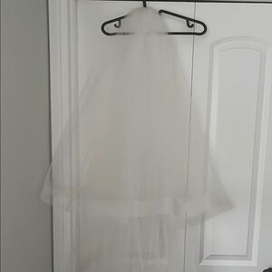 Elegant Ivory Bridal Veil